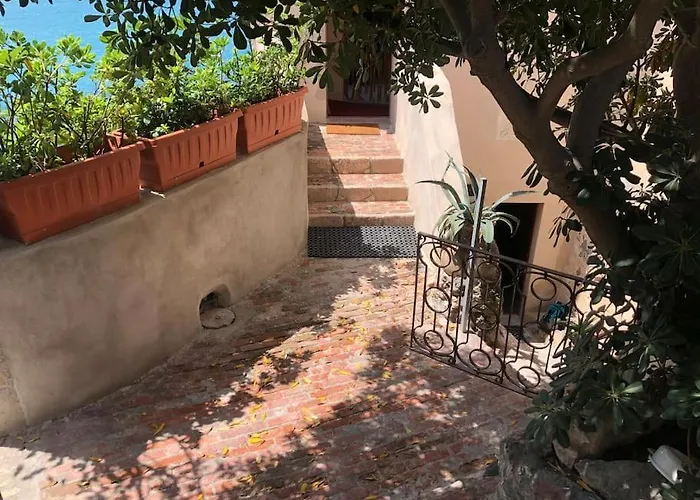 I Paradisi Di Nel Golfo Dei Poeti Tellaro